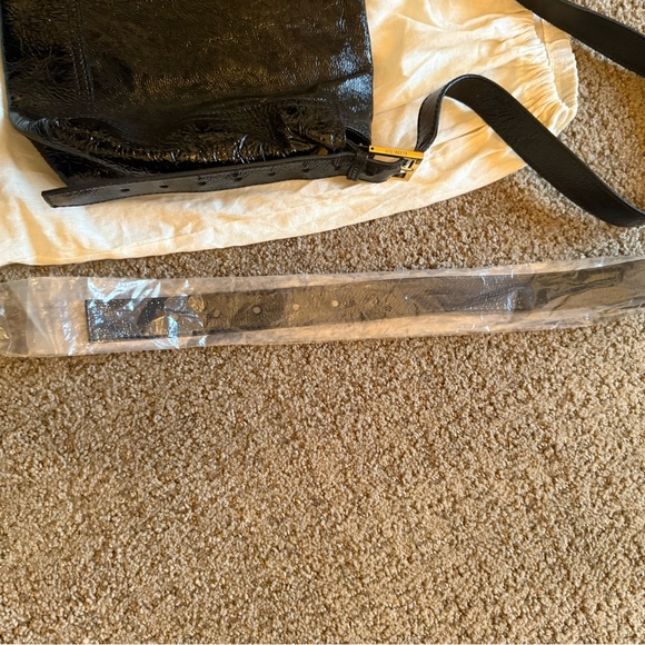 Fendi Black patent leather Shoulder Bag with FF Logo - Picture 12 of 12